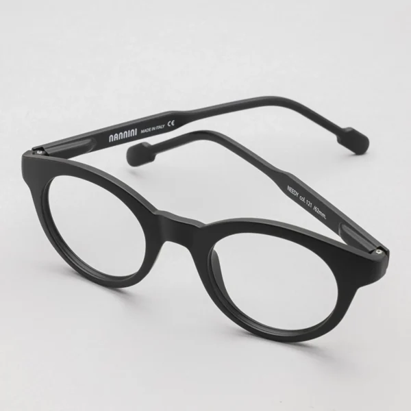 Fashionable Eyeglasses Black 121 D Needy
