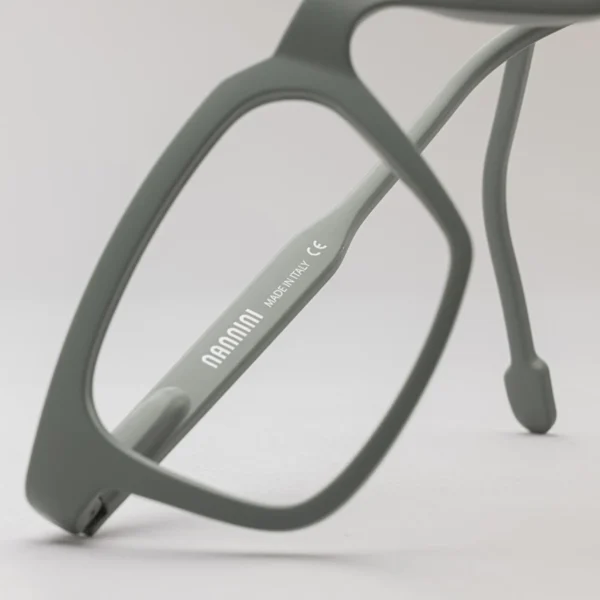 Fashionable Eyeglasses Grey 444 D Dashy