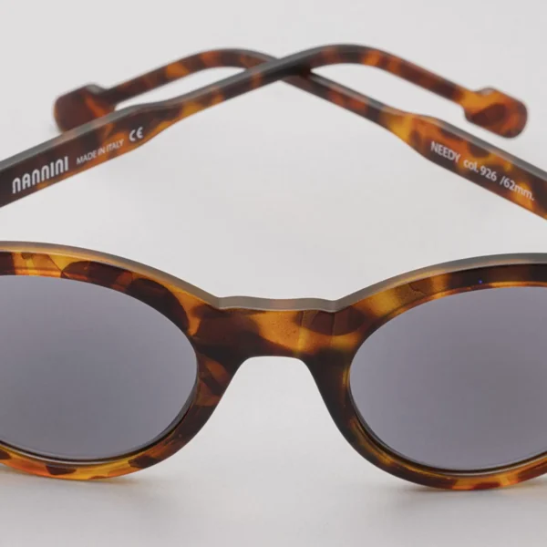 Fashionable Sunglasses Tortoise 926 D Needy