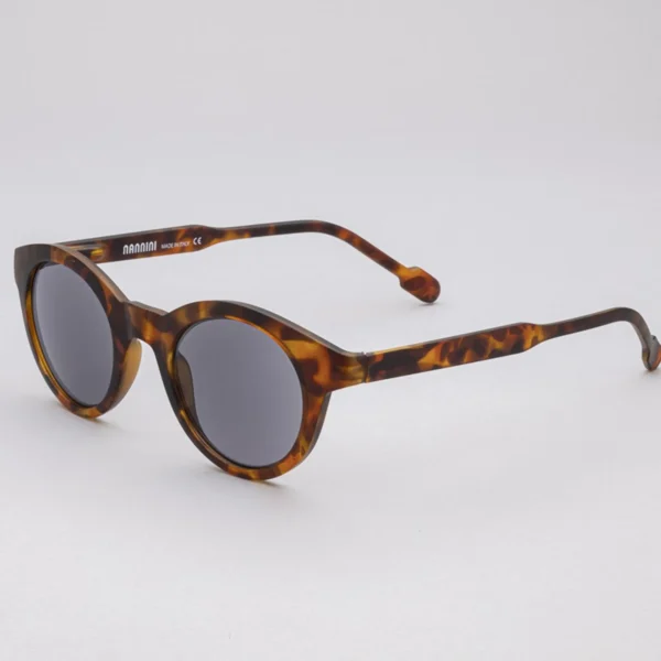 Fashionable Sunglasses Tortoise 926 S Needy